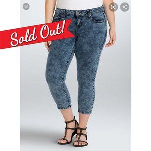 Torrid Denim 18 Cropped Skinny Acid Wash Jeans